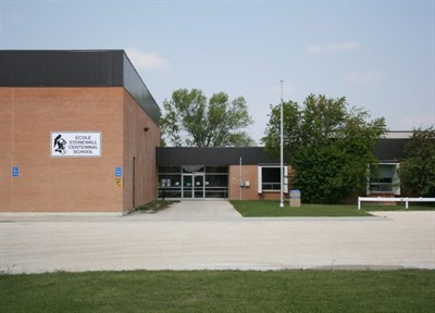 ecole-stonewall-centennial-school